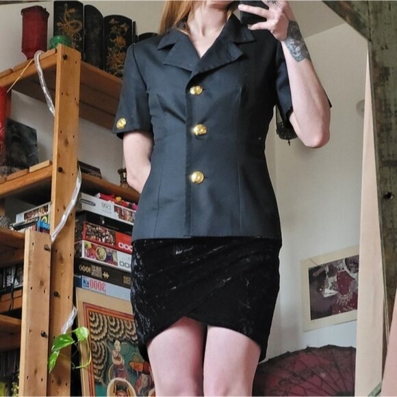 Givenchy vintage short sleeve black blazer golden buttons - Size 4 - Picture 2 of 9